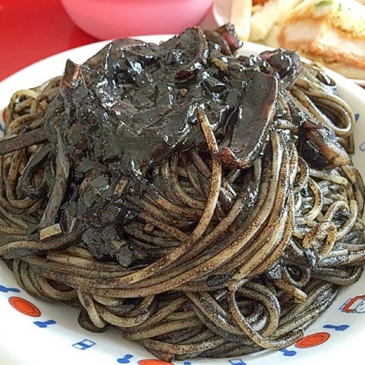 イカスミ トマトソースのスパゲッティー レシピ 作り方 By まいまい917 楽天レシピ イカスミ トマトソースのスパゲッティー レシピ 作り方 By まいまい917 楽天レシピ